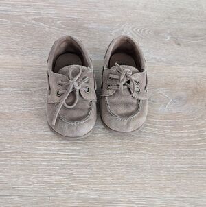 H&M Toddler Deck Shoes Size 7